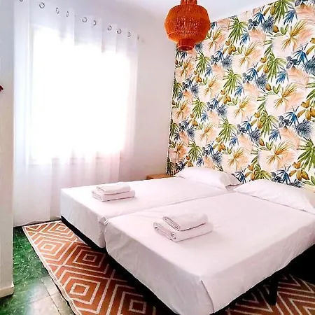 The - In Lloret Apartamento Lloret de Mar